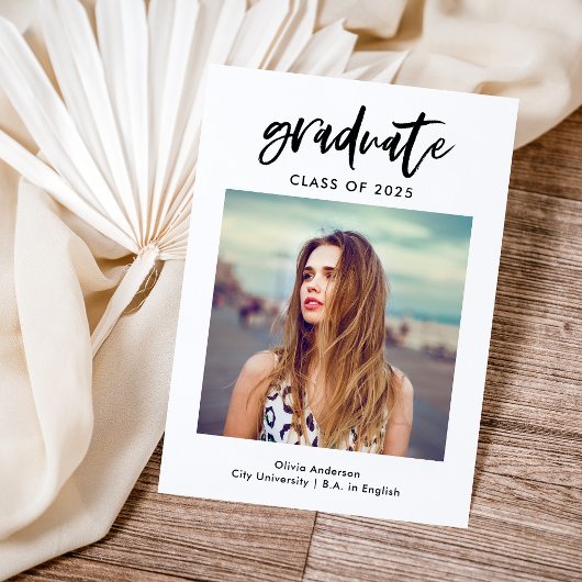 Chic Casual script en foto | Afstuderen Aankondiging