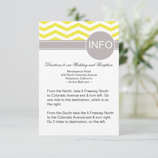 Chic Chevron Info Wedding Directions | geel Informatiekaartje (Staand voorkant)