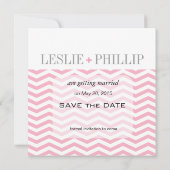 Chic Chevron Monogram sparen de Datum | Roze Save The Date (Achterkant)