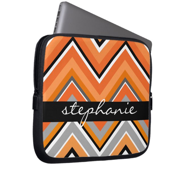 Chic Chevron Pattern Black Grey Sinaasappel met na Laptop Sleeve (Voorkant Rechts)