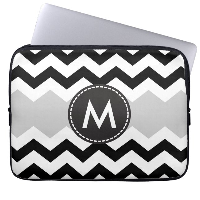 Chic Chevron Stripes Pattern Laptop Sleeve (Voorkant)