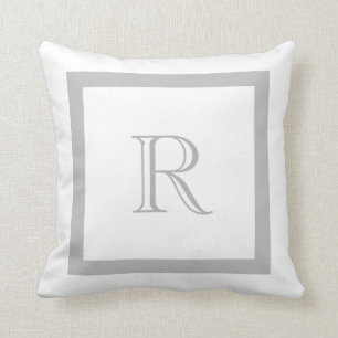 Chic Classic Gray & White Monogramed Kussen