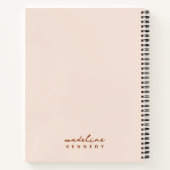 Chic Clay en Beige Modern Monogram Notitieboek (Achterkant)