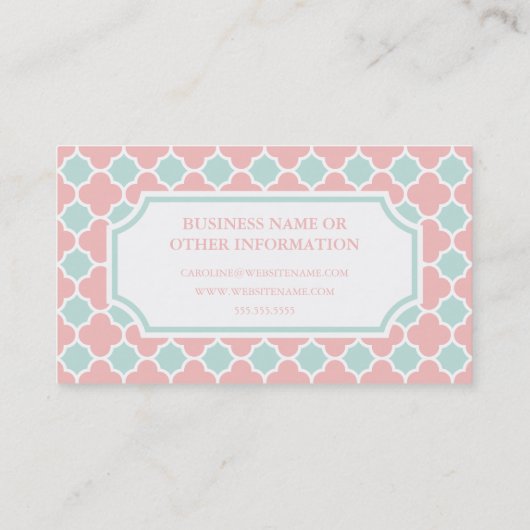 Chic Coral Pink Mint Green White Quatrefoil Visitekaartje (Achterkant)