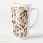 Chic Cream Brown Leopard Animal Print Verjaardag Latte Mok (Rechts)