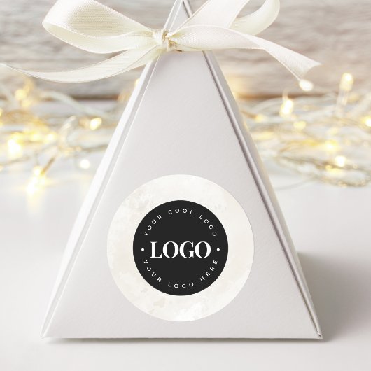 Chic Cream Marmer Uw Aangepaste Logo Hier Zakelijk Ronde Sticker