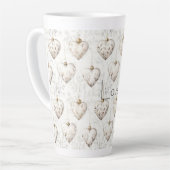 Chic Crème Grijs Harten Ornamenten Latte Mok (Linkerhoek)