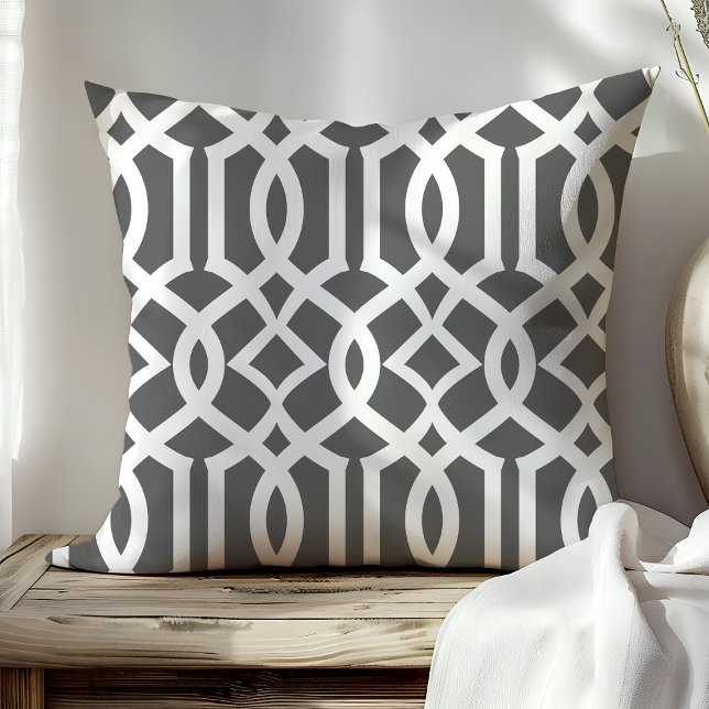 Chic Dark Grey and White Moroccan Trellis Pattern Kussen (Creator heeft geüpload)