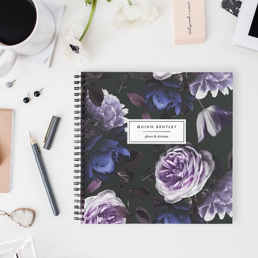 Chic Dark Violet Floral | Gepersonaliseerd Notitieboek