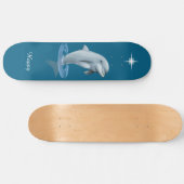 Chic Dolphin, Custom Star & Script op Ocean Blue Persoonlijk Skateboard (Horizontaal)