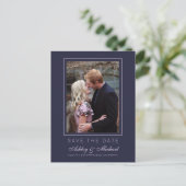 Chic Donkerblauw Roze Save the Date Verloving Foto Aankondigingskaart (Staand voorkant)