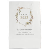 Chic Dusky Pink Blush Wildflower Crest Afstuderen Medium Cadeauzakje (Achterkant)