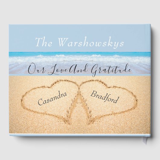 Chic Dusty Blue Beach Bruiloft 2 Harten in Zand Gastenboek (Achterkant)