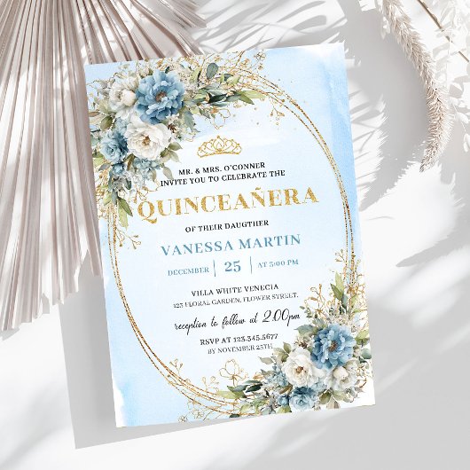 Chic Dusty Blue Gold Greenery Quinceañera Invite Kaart