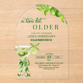 Chic Een Tini Bit Ouder Lime Martini 43ste Verjaar Acryl Uitnodigingen (Voorkant)