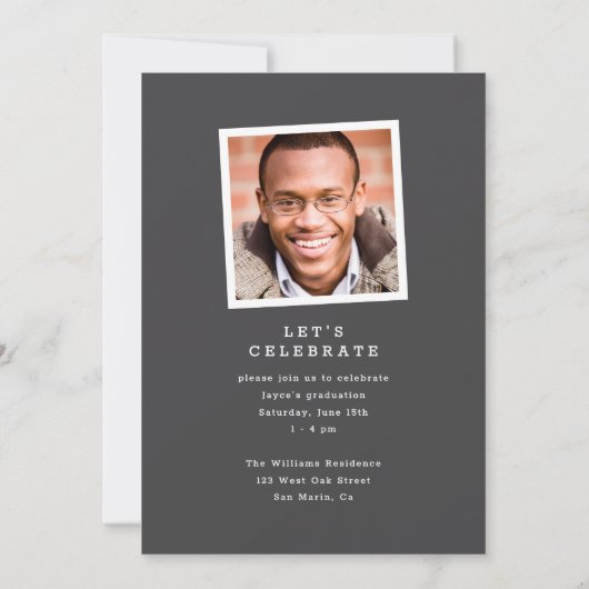 Chic Eenvoudig Modern Script Twee Foto Afstuderen Aankondiging (Achterkant)