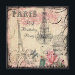 Chic Eiffel Tower & Chandelier 21st Birthday Kaart<br><div class="desc">De elegante Franse Eiffeltoren Parisian 21-jarige verjaardag nodigt uit tot glamoureus roze en zwart met een prachtige schilderachtige kraag van roze roze rozen, een stijlvolle antiek Franse kroonluchter, de Arc de Triomphe, Eiffel Tower en het woord Parijs op een zwenkende en bloeiende groene achtergrond. Aan de achterkant van deze trendy...</div>
