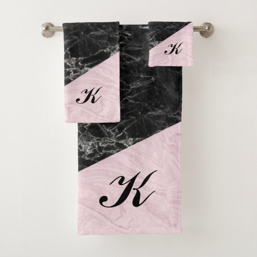 Chic Elegant Black Pink Marble Monogramed Bad Handdoek (Insitu)