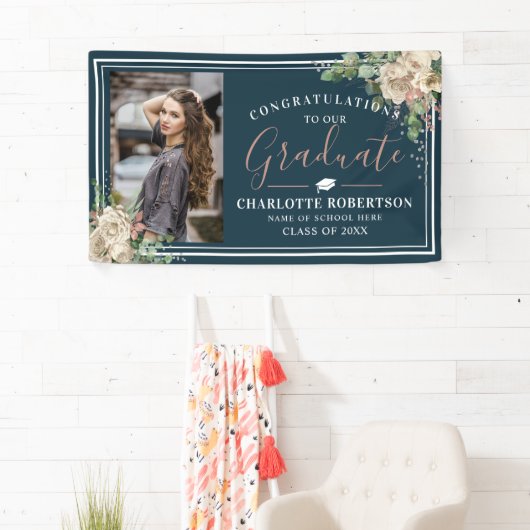 Chic Elegant Ivory & Blush Floral Photo Afstuderen Spandoek (Insitu)