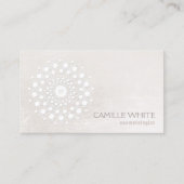 Chic Elegant White Circle Logo White Cosmetoloog Visitekaartje (Voorkant)