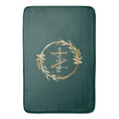 Chic Emerald Green Gold Monogram Eucalyptus Wreath Badmat (Voorkant Verticaal)