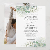 Chic Eucalyptus Gold Greenery Foto Wedding Kaart (Voorkant / Achterkant)