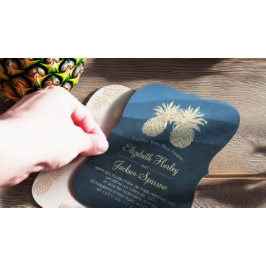 Chic Faux Gold Pineapple Couple Blue Wave Wedding Kaart