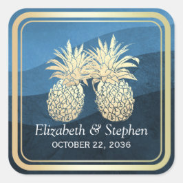 Chic Faux Gold Pineapple Couple Blue Wave Wedding Vierkante Sticker