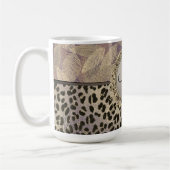 Chic Feathers met Leopard Print Monogram Koffiemok (Links)
