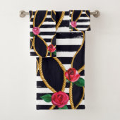 Chic Floral and Rope Pattern with Bold Stripes Bad Handdoek (Insitu)