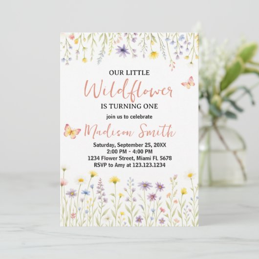 Chic Floral Eerste Verjaardag Uitnodiging (Staand voorkant)