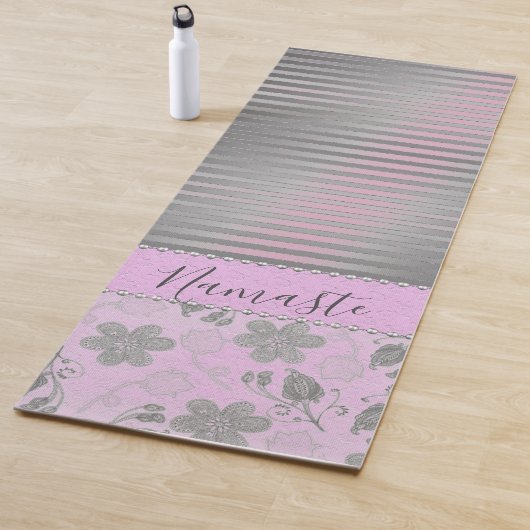 Chic Floral Striped Personalized Yogamat (In situ)