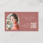 Chic Flowers Elegant Eenvoudige Minimale QR Code Visitekaartje (Voorkant)