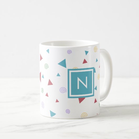 Chic Geometric Triangle en Swirls Monogram Koffiemok (Voorkant rechts)