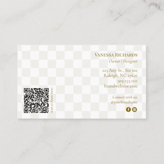 Chic Geruit Tan QR Code Branding Modern Visitekaartje (Achterkant)