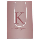 Chic Girly Pink Rose Gold Monogram Naam Medium Cadeauzakje (Achterkant)