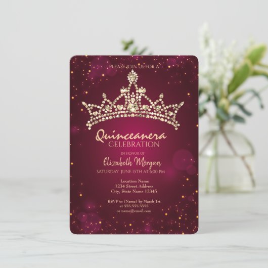 Chic Gold Crown Burgundy Quinceañera Kaart (Staand voorkant)