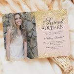 Chic gold glitter chic blush roze foto Sweet 16 Kaart<br><div class="desc">Een moderne,  eenvoudige goudglitter is stijlvol op aanpasbare,  lichtroze,  zestien verjaardagsfeestjes,  voeg je afbeelding toe.</div>