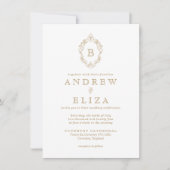 Chic Gold Monogram Crest Wedding Uitnodiging (Voorkant)