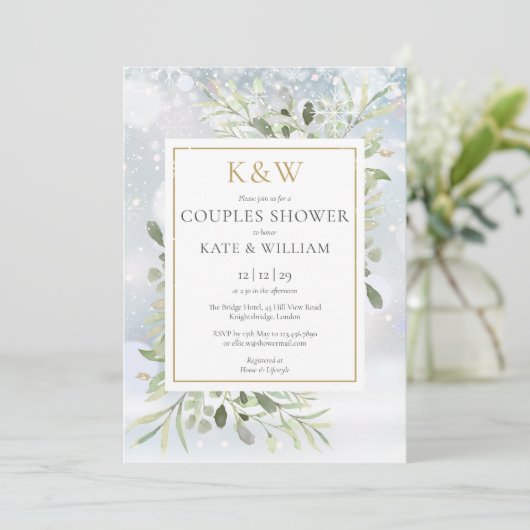 Chic Gold Monogram Greenery Winter Couples Shower Kaart (Staand voorkant)