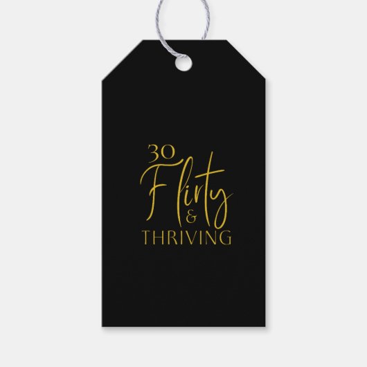 Chic Gold Script 30 Flirty Thriving Birthday Black Cadeaulabel (Voorkant)