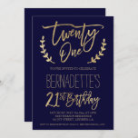 Chic Gold typography navy blue 21st Birthday Kaart<br><div class="desc">Faux chic yellow gold typography navy blue 21st Birthday Een moderne uitnodiging van 21st Birthday met deze moderne, eenvoudige, elegante en chic faux gele goudborsteltypografie op een elegante blauw marineklein. Ideaal voor een eenvoudig, elegant en modern afstudeerder feest. Als u een gewijzigde en aangepaste tekst nodig hebt, aarzel dan niet...</div>