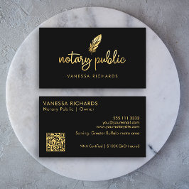 Chic Gouden Veer Notaris Naam Modern Script QR Visitekaartje