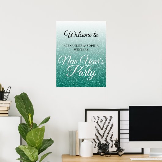 Chic Green Glitter New Years Party Welkom Poster (Thuiskantoor)