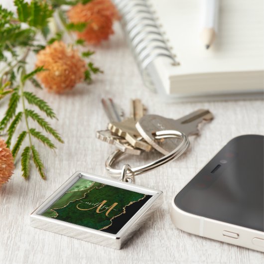 Chic Green Gold Glitter Agate Custom Monogram Sleutelhanger (Zijkant)