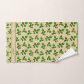 Chic Green Leaves op Lucky Beige Bad Handdoek (Handdoek)