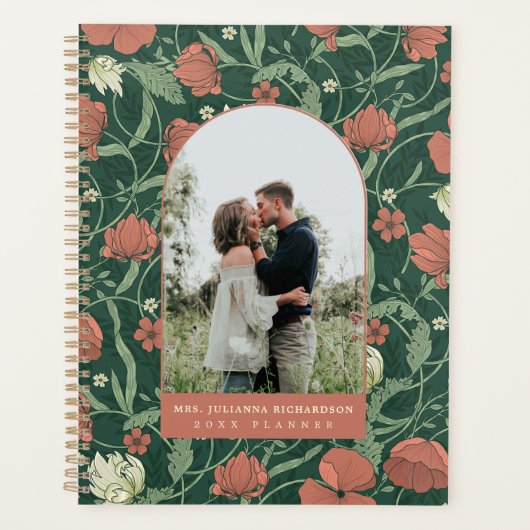 Chic Green & Terracotta Bloemenboog Foto Planner (Voorkant)