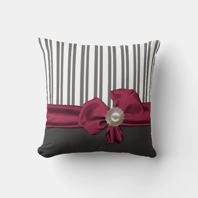 Chic Grey and White Striped Pillow Kussen (Voorkant)