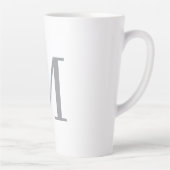 Chic Grey Initiaal Letter Monogram Modern Latte Mok (Rechts)
