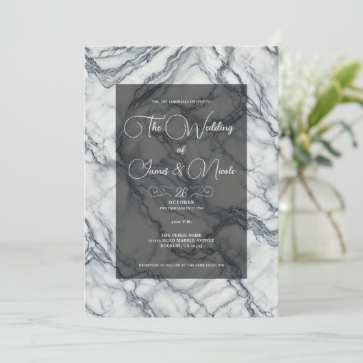 Chic Grey & White Trendy Marble Glam Huwelijk Kaart (Staand voorkant)